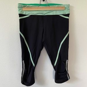Lululemon Crop Leggings - Size 8